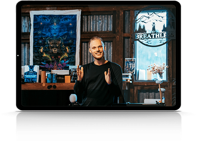 Johannes giving course intro